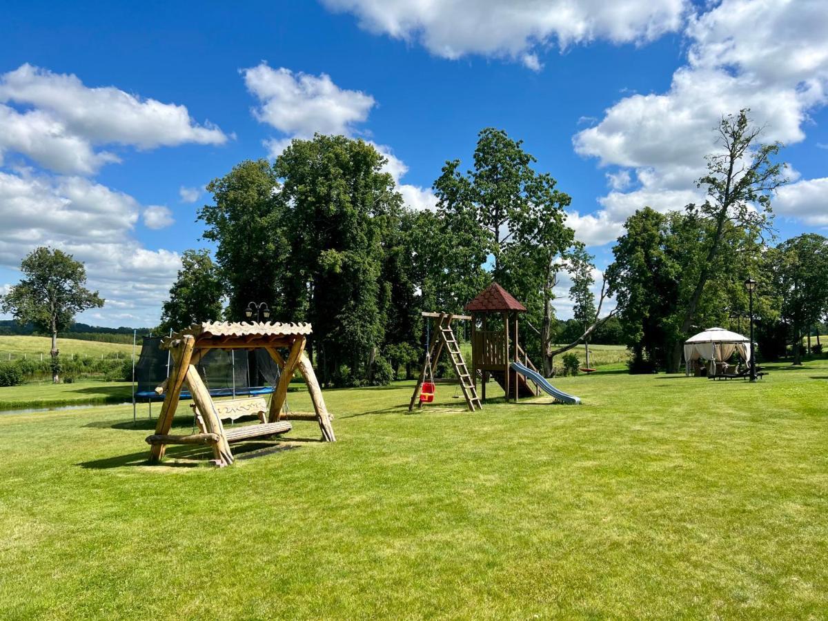 Pakevio Dvaras - Pakevis Manor Kelme Luaran gambar